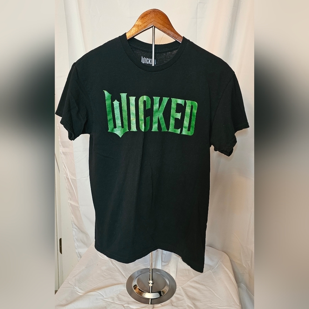 Wicked Logo Graphic T-Shirt | Black & Green | Musical / Movie Merch - Size M